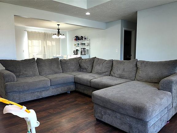 5th image of 231 Zeigenbein Rd