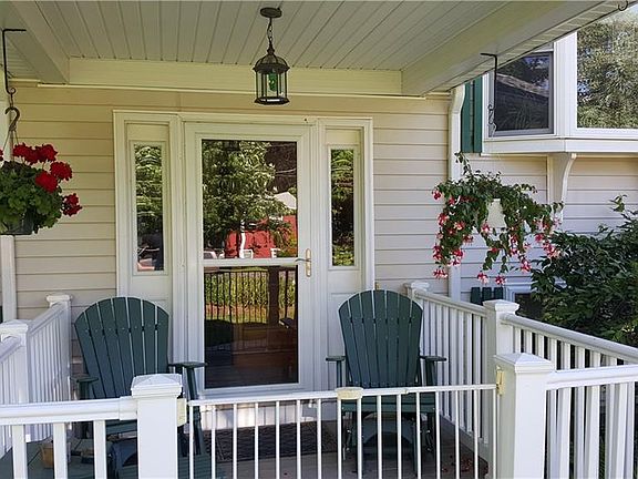 3rd image of 3361 Gunzen Dr