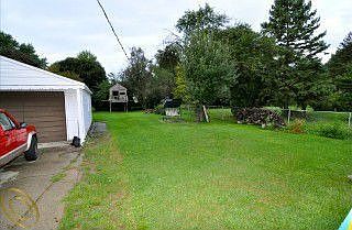 4th image of 19198 Eastwood Dr