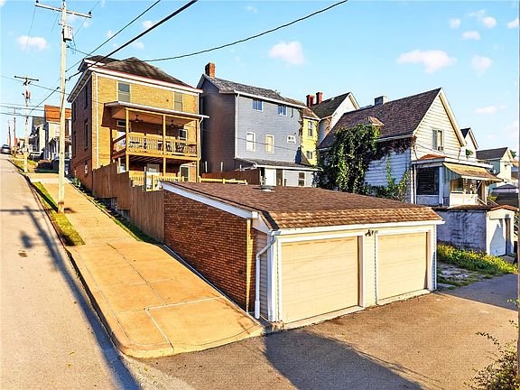 5th image of 100 Thompson Ave