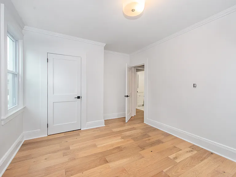 12 Linden Ave #1 — Photo 17