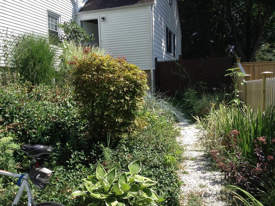 Walkway to apartment