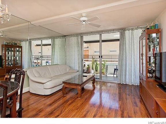 3rd image of 430 Kaiolu St APT 702