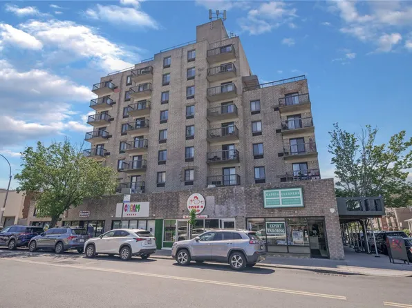 213-02 42 Avenue #4E, Bayside, NY 11361
