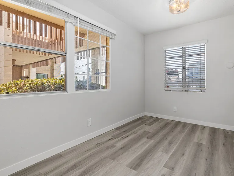 3820 Georgia St #8 — Photo 11