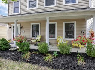4275 White Spruce Ln, Grove City, OH 43123