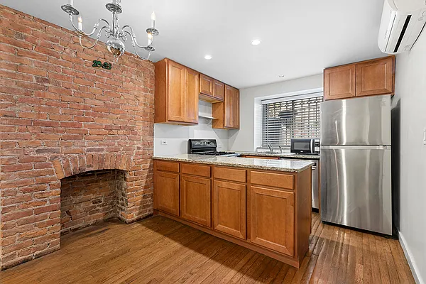 Kitchen, photo 1