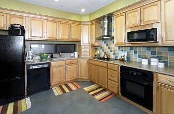 5th image of 3900 California St APT 6