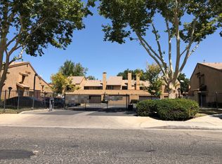 1841 E Avenue J4, Lancaster, CA 93535