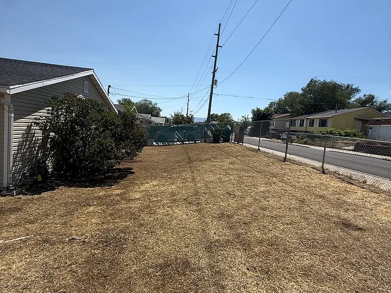 3087 S 9200 W — Photo 13