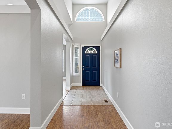 4th image of 14619 24th Avenue E