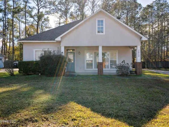 7953 Martin Bluff Rd, Gautier, MS 39553