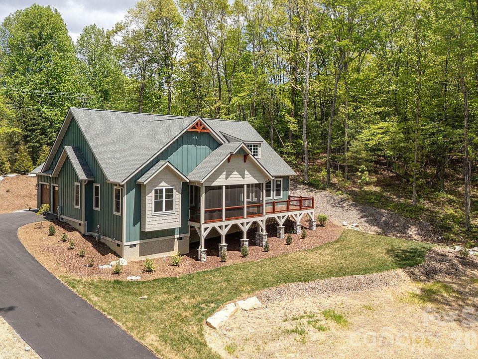 1st image of 634 Hollybrook Dr