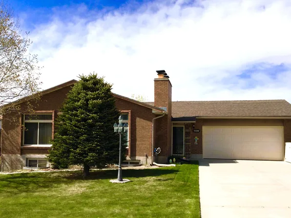 1139 E Hidden Valley Dr, Sandy, UT 84094