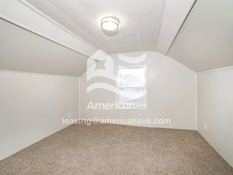 1662090_011_wm_-_bedroom_13251247.jpg