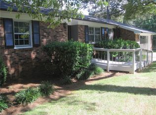 6005 Dehaven Rd, Pleasant Garden, NC 27313