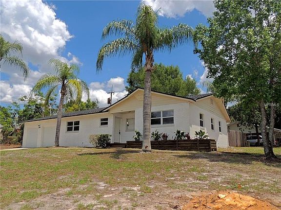 3rd image of 1817 Sarazen Dr