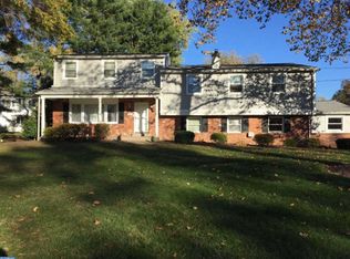 1701 Ludwell Dr, Maple Glen, PA 19002