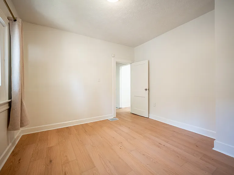 3438 Carrollton Ave — Photo 10