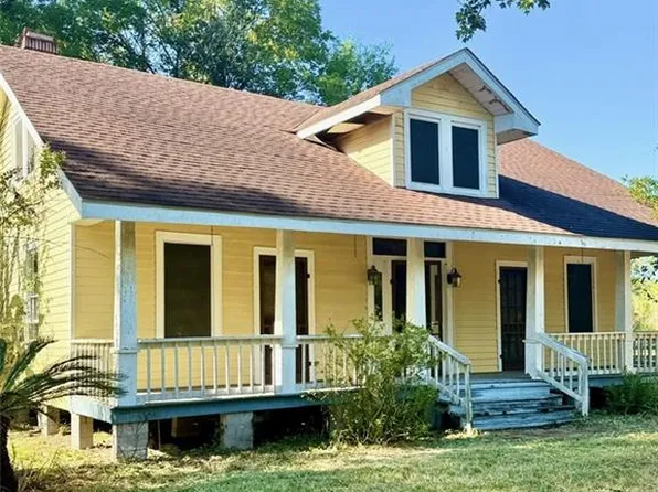 1109 Grand Bois Rd, Breaux Bridge, LA 70517