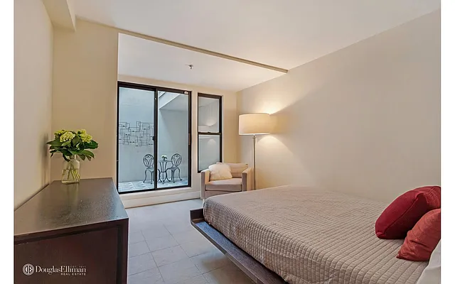 Rented by Douglas Elliman | media 2