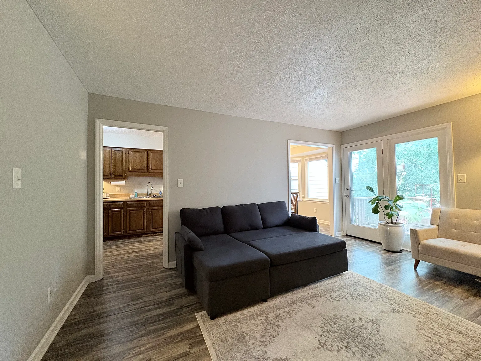 2 bed, 1233 sqft, $1,395 — Photo 3