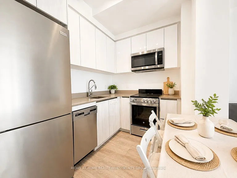 3100 Keele St #1212 — Photo 2