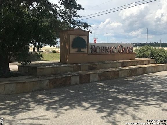 5th image of 8606 Classic Oaks Ln