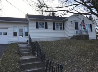 213 Boulder Rd, Syracuse, NY 13209