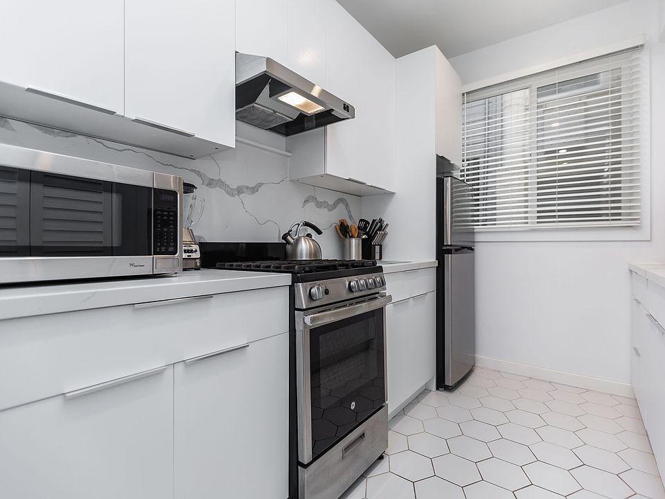 1st image of 470 14th St APT 7
