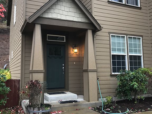 2nd image of 1442 NE Rocky Dr