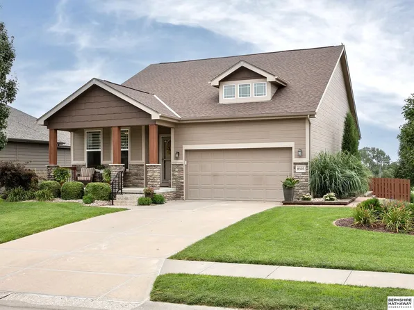 8503 N 172nd Cir, Bennington, NE 68007
