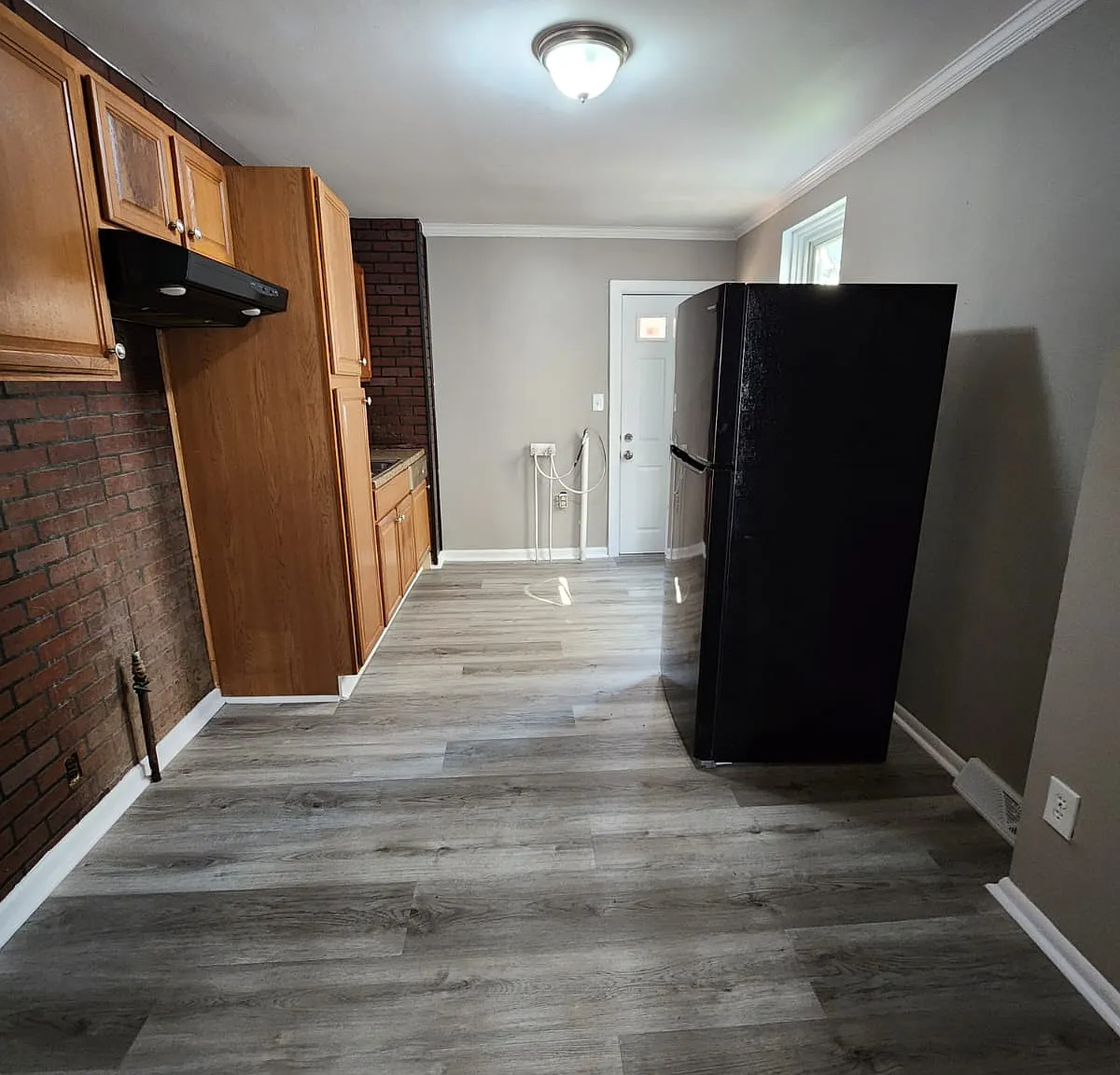 3 bed, 1025 sqft, $1,750 — Photo 4