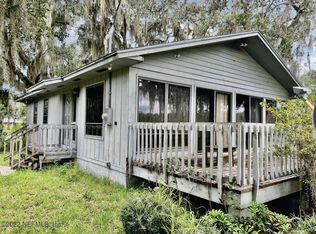 301 Pomona Landing Rd, Crescent City, FL 32112