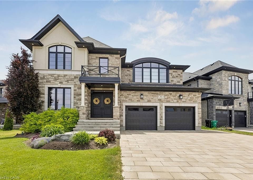 1st image of 95 Pondcliffe Dr