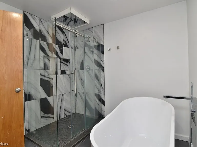 23310 Wendover Dr — Photo 26
