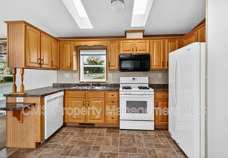 15 W Redwood Ave #7 — Photo 10