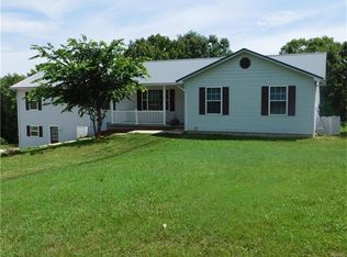 15908 Hardwood Ln, Saint Robert, MO 65584