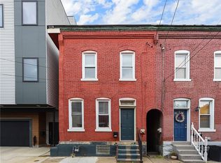 2828 Larkins Way, Pittsburgh, PA 15203