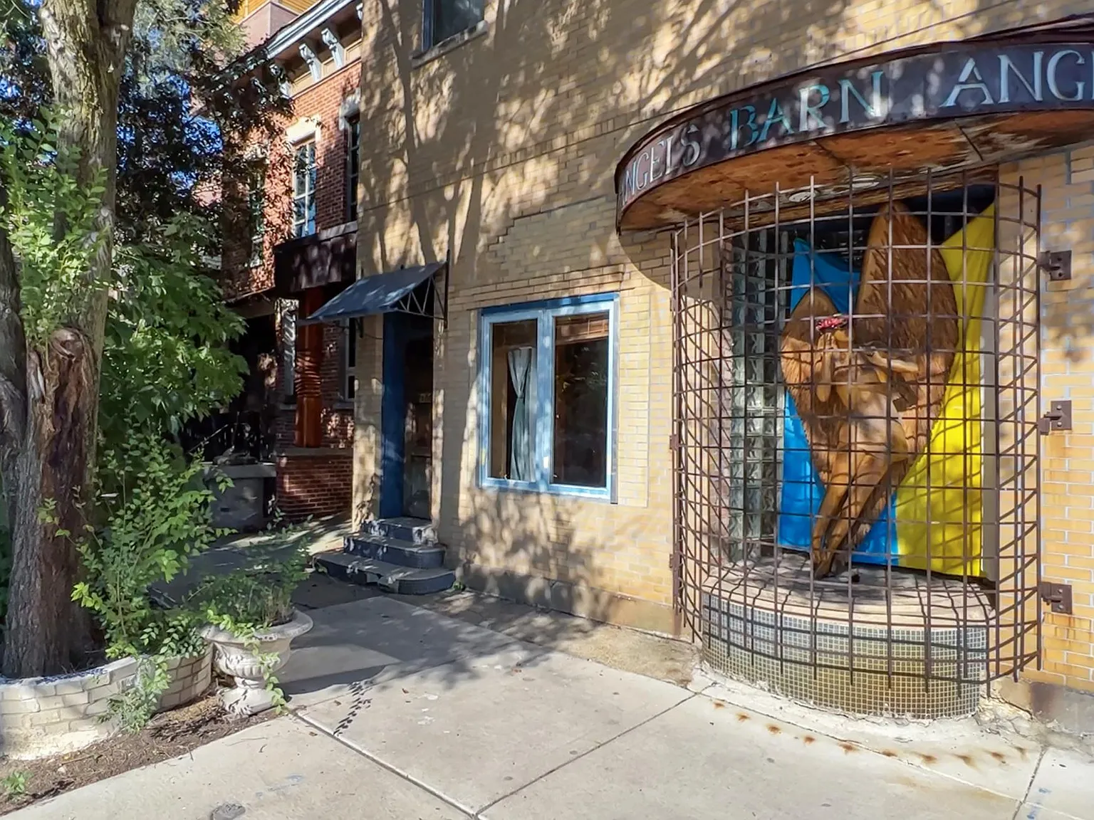 1 bed, $2,000 — Photo 1