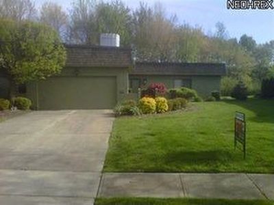 19246 Briarwood Ln #2-4, Strongsville, OH, 44136