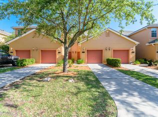 6825 Misty View Dr, Jacksonville, FL 32210