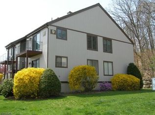 9170 Ashland Ct #170, Stanhope, NJ 07874
