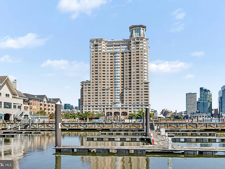 100 Harborview Dr #1001 — Photo 62