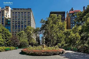 Rented by Sotheby's International Realty