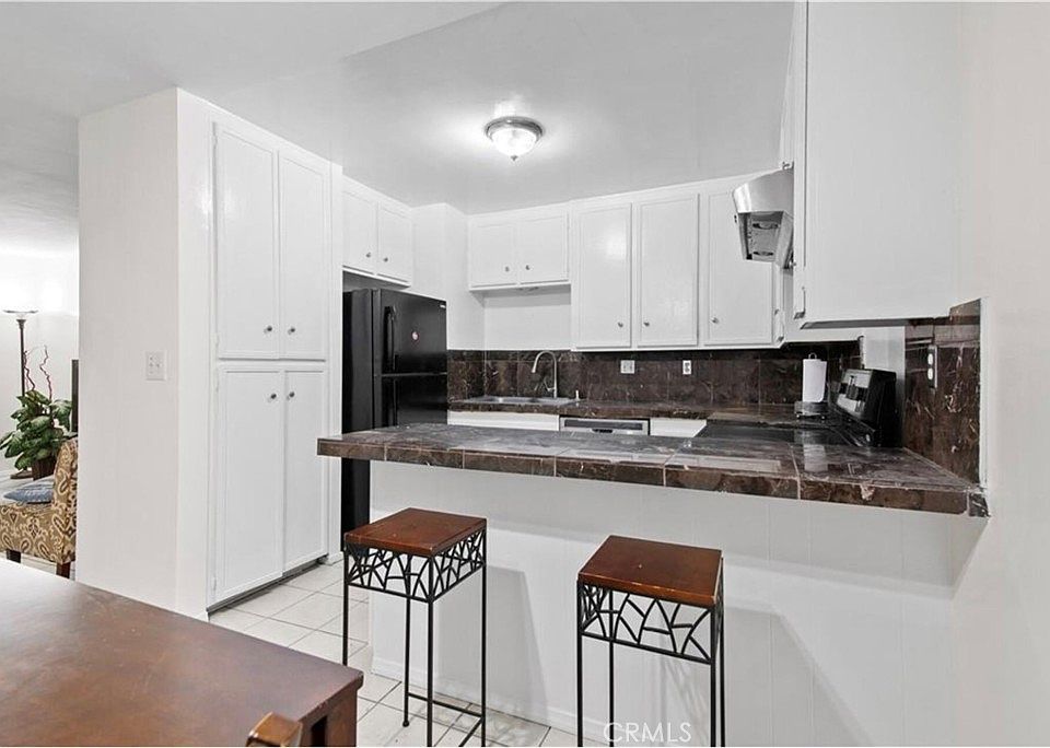 1st image of 444 Obispo Ave #3