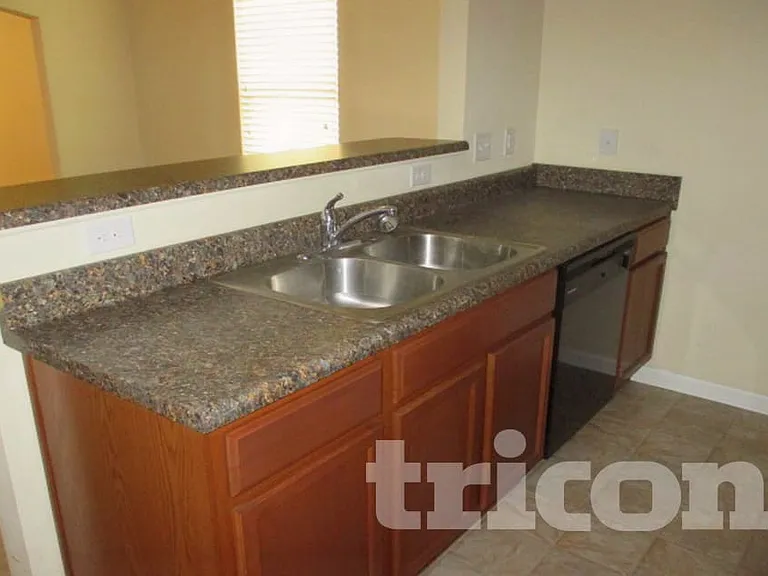 4840 Magnasco Ln — Photo 6