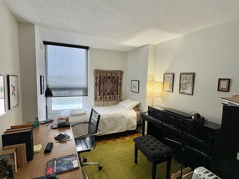 2951 Riverside Dr #905 — Photo 11
