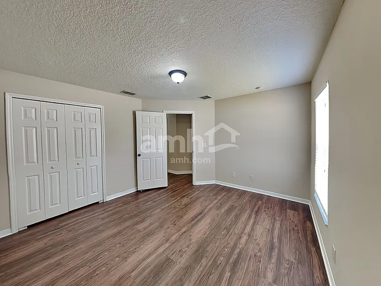 924 Burland Cir — Photo 18