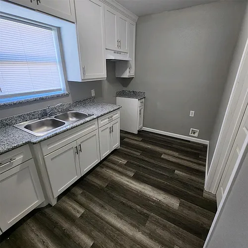 122 Pineview Dr Photo 1